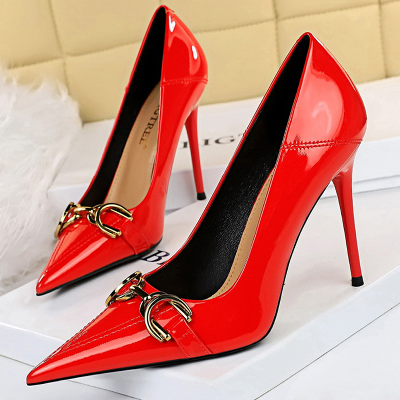 Luxury Women Pumps Metal Belt  - Leather Classic Strap 评论和价格